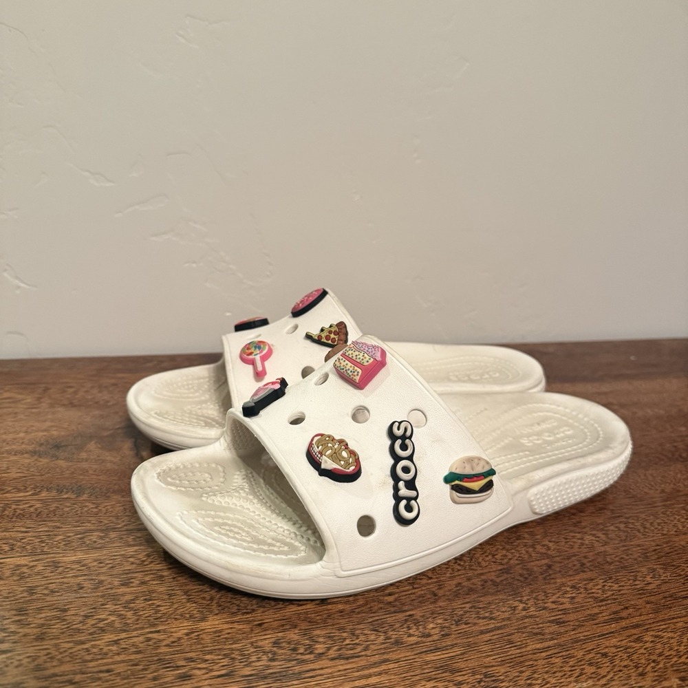Crocs Unisex Adult Classic Sandal White Woman size 8‎ Mens Size 6 Food Charms